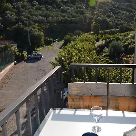 2 Pieces, Parking, Balcon, Proche Plage *